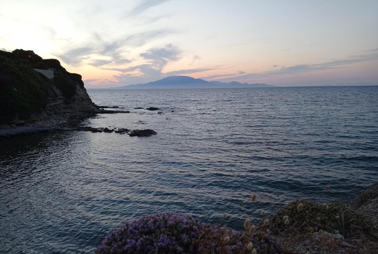 Apartmán St. Harry'S Windmill Makris Gialos  Pokoj fotografie